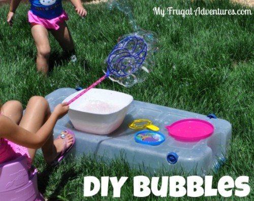 Children's Craft Idea: Homemade Bubbles