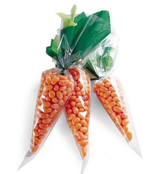 Easy Easter Party Favor: Carrot Snacks