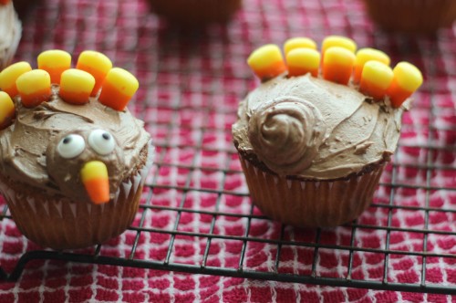 Turkey Cupcakes- so fun for Thanksgiving!