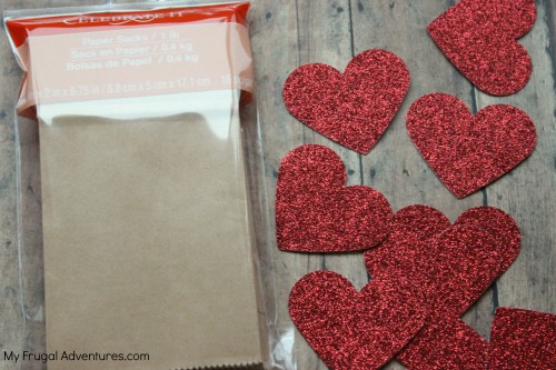 Easy Valentine's Day Treat Bags {perfect for parties or any holiday!}