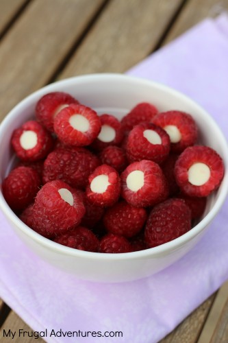 White Chocolate Raspberries- so simple and a perfect low calorie treat!