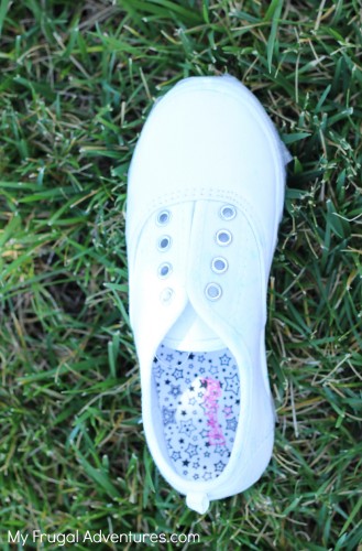 DIY Ombre Canvas Shoes- so easy and less then $10 to make!