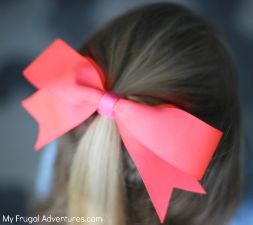 How to Make a Cheer Bow for Girls