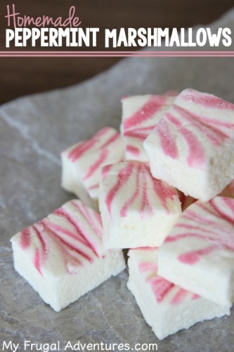 Homemade Peppermint Marshmallows - a perfect homemade gift