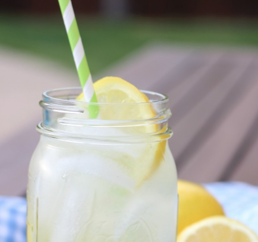 Perfect Homemade Fresh Squeezed Lemonade Recipe - My Frugal Adventures